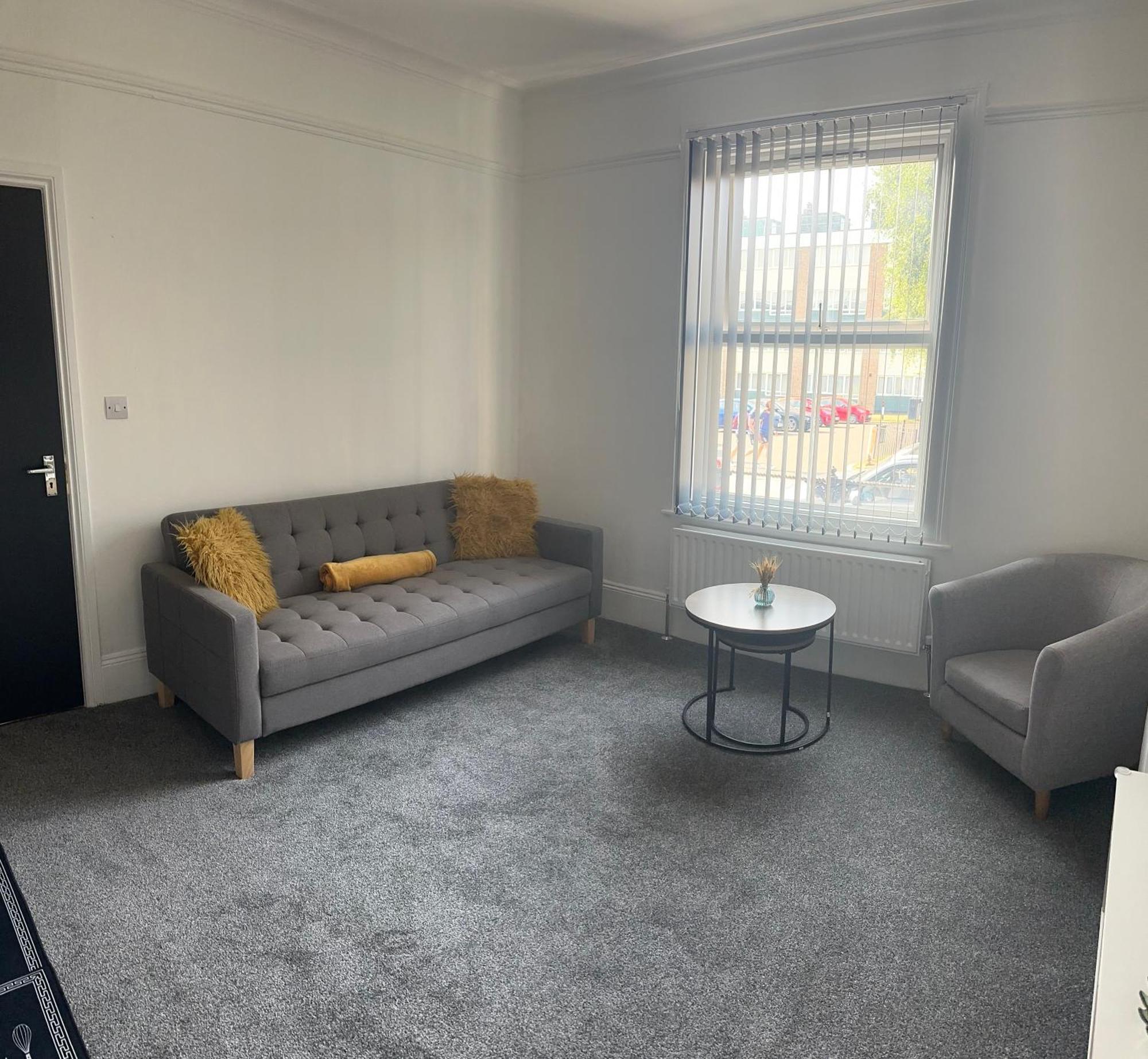New Apartment 3 Μπρέντφορντ Εξωτερικό φωτογραφία